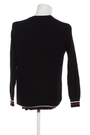 Мъжки пуловер Guess, Размер L, Цвят Черен, Цена 136,00 лв.