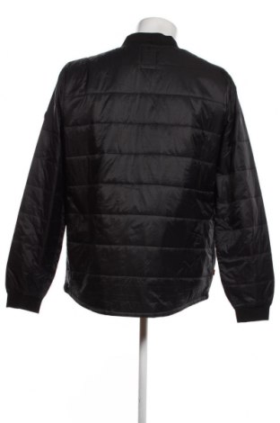 Pánska bunda  Timberland, Veľkosť XL, Farba Čierna, Cena  63,51 €