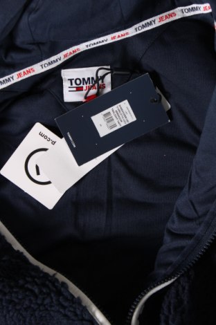 Мъжко яке Tommy Jeans, Размер M, Цвят Син, Цена 314,00 лв.