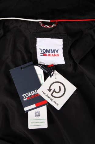 Geacă de bărbati Tommy Jeans, Mărime XL, Culoare Negru, Preț 1.032,89 Lei