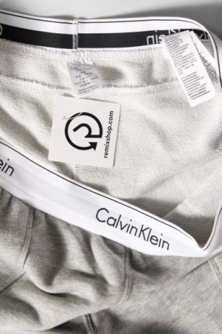 Пижама Calvin Klein Sleepwear, Размер L, Цвят Сив, Цена 96,03 лв.