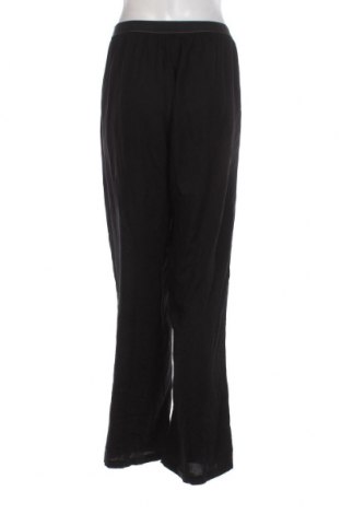 Пижама Tommy Hilfiger, Размер L, Цвят Черен, Цена 91,18 лв.