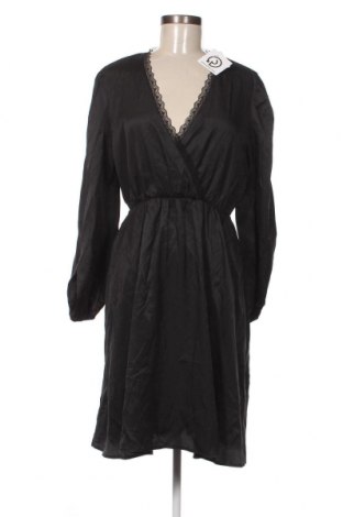 Šaty , Velikost M, Barva Černá, Cena  189,00 Kč