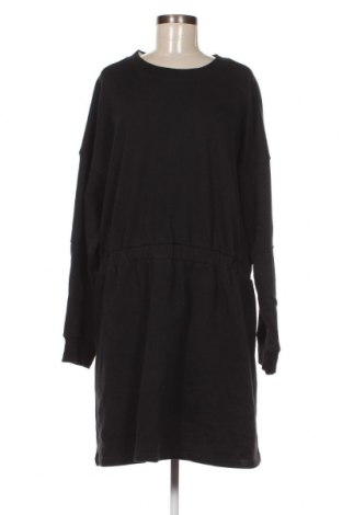 Kleid Amazon Essentials, Größe XXL, Farbe Schwarz, Preis 10,20 €