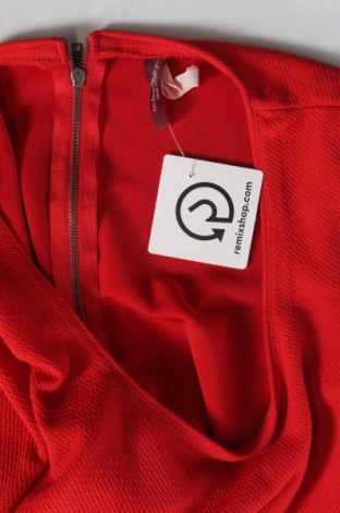 Kleid Bershka, Größe S, Farbe Rot, Preis 5,19 €