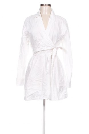 Φόρεμα Bershka, Μέγεθος L, Χρώμα Λευκό, Τιμή 10,23 €