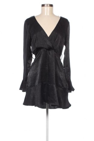 Kleid Boohoo, Größe M, Farbe Schwarz, Preis 15,70 €