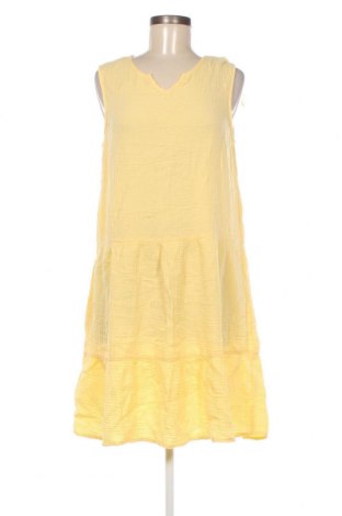 Φόρεμα Charlie B., Μέγεθος M, Χρώμα Κίτρινο, Τιμή 35,96 €