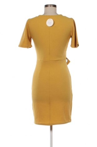 Φόρεμα Cm, Μέγεθος M, Χρώμα Κίτρινο, Τιμή 5,36 €
