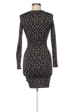 Φόρεμα Cropp, Μέγεθος XS, Χρώμα Μαύρο, Τιμή 8,62 €