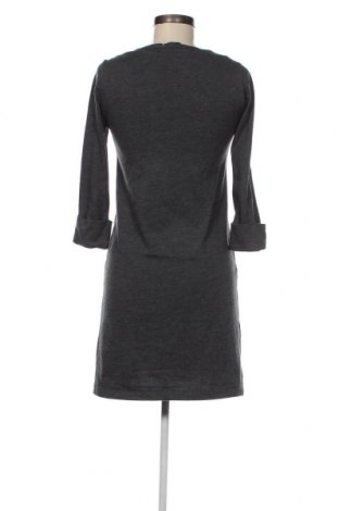 Kleid Edc By Esprit, Größe XS, Farbe Grau, Preis 3,55 €