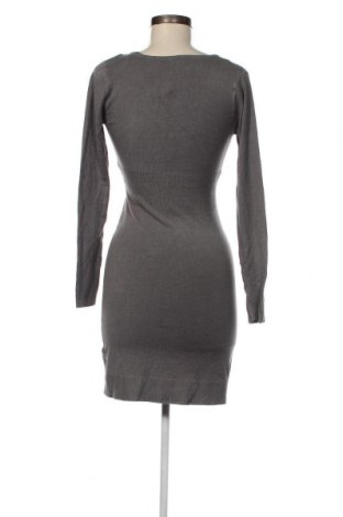 Kleid Ella, Größe S, Farbe Grau, Preis € 5,05