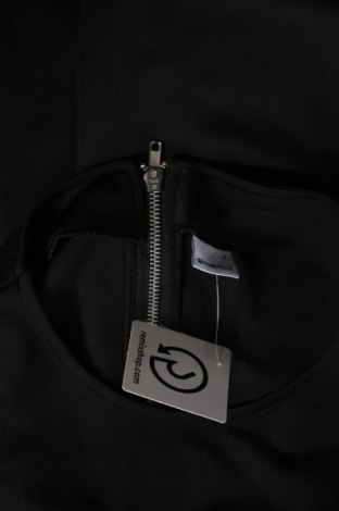 Šaty  Gina Tricot, Velikost S, Barva Černá, Cena  253,00 Kč