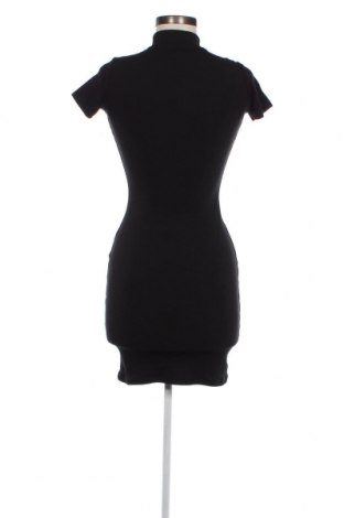 Φόρεμα Guess, Μέγεθος S, Χρώμα Μαύρο, Τιμή 105,15 €