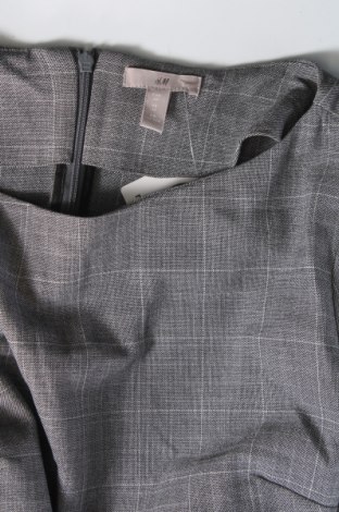 Šaty  H&M, Veľkosť M, Farba Sivá, Cena  2,02 €