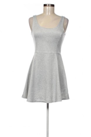 Kleid H&M Divided, Größe M, Farbe Grau, Preis € 7,06