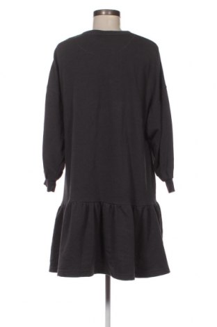 Kleid H&M L.O.G.G., Größe M, Farbe Grau, Preis € 5,25