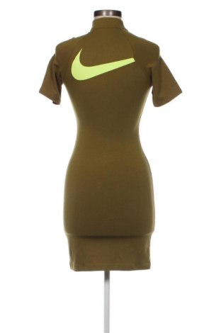 Kleid Nike, Größe XS, Farbe Grün, Preis 52,17 €