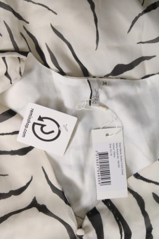 Kleid Nly Trend, Größe XS, Farbe Mehrfarbig, Preis 7,82 €