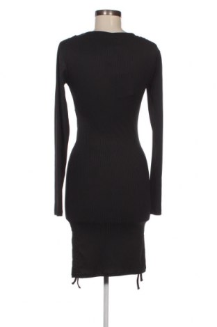 Φόρεμα Pieces, Μέγεθος L, Χρώμα Μαύρο, Τιμή 15,55 €