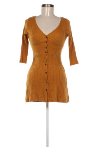 Šaty  Pull&Bear, Velikost S, Barva Žlutá, Cena  198,00 Kč