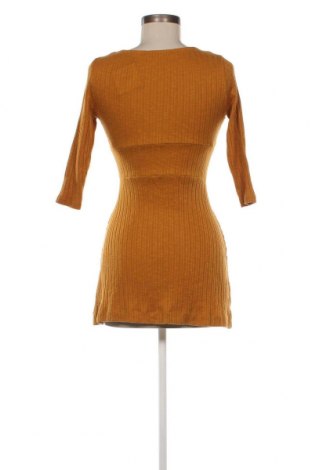 Šaty  Pull&Bear, Velikost S, Barva Žlutá, Cena  367,00 Kč