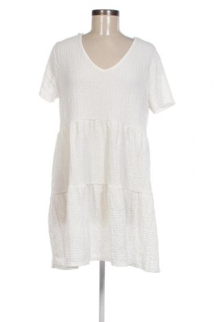 Kleid Pull&Bear, Größe M, Farbe Weiß, Preis 8,48 €