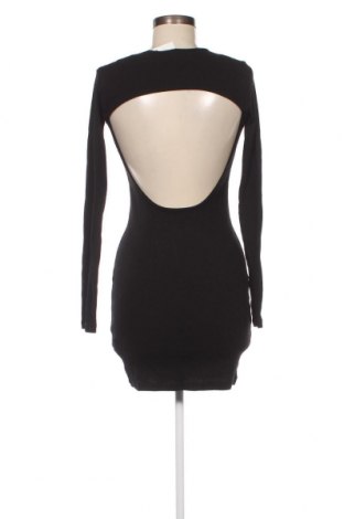 Φόρεμα Pull&Bear, Μέγεθος M, Χρώμα Μαύρο, Τιμή 3,77 €