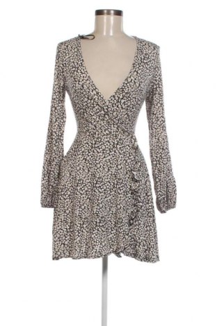 Šaty  Pull&Bear, Veľkosť M, Farba Viacfarebná, Cena  3,95 €