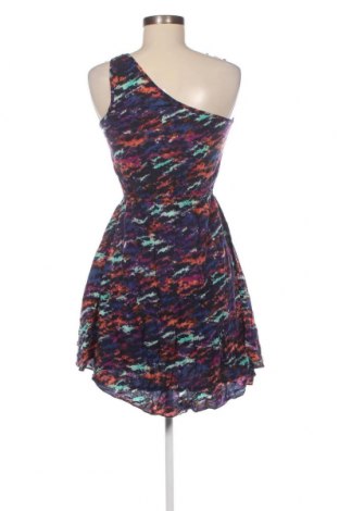 Šaty  Pull&Bear, Velikost M, Barva Vícebarevné, Cena  222,00 Kč