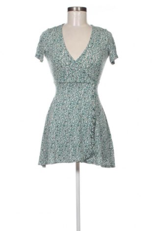 Šaty  Pull&Bear, Velikost XS, Barva Zelená, Cena  129,00 Kč