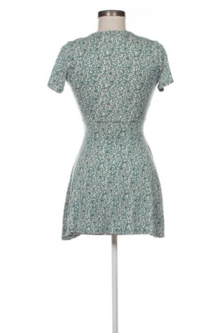 Šaty  Pull&Bear, Velikost XS, Barva Zelená, Cena  129,00 Kč