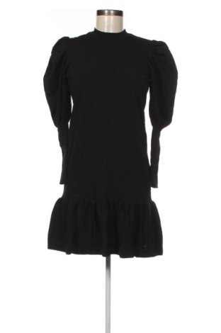 Kleid Y.A.S, Größe M, Farbe Schwarz, Preis 24,64 €