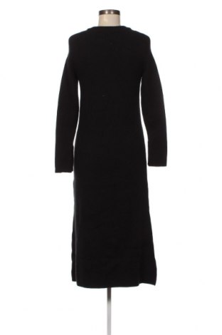 Рокля Zara Knitwear, Размер S, Цвят Черен, Цена 16,32 лв.