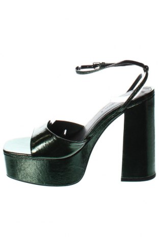 Sandalen Pull&Bear, Größe 39, Farbe Grün, Preis 23,33 €