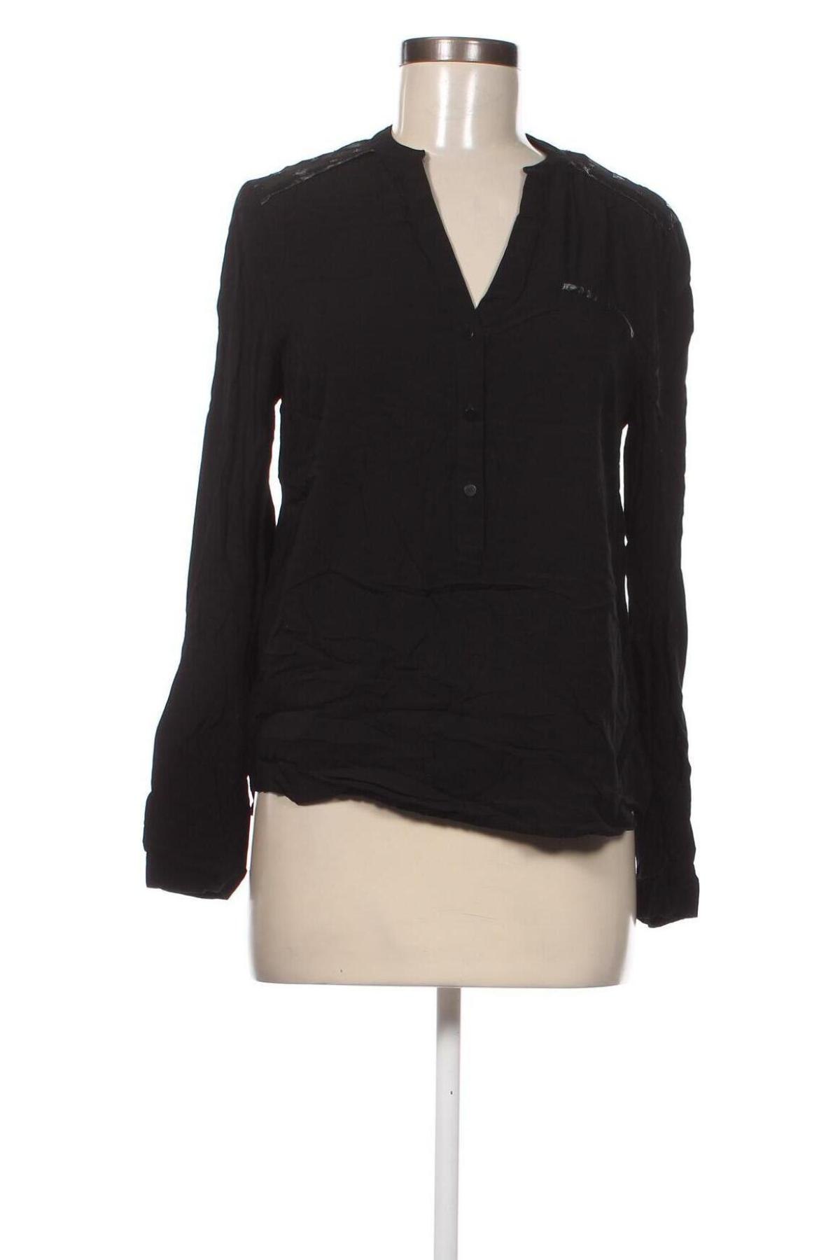 Damen Shirt Saint Tropez, Größe S, Farbe Schwarz, Preis 4,68 €