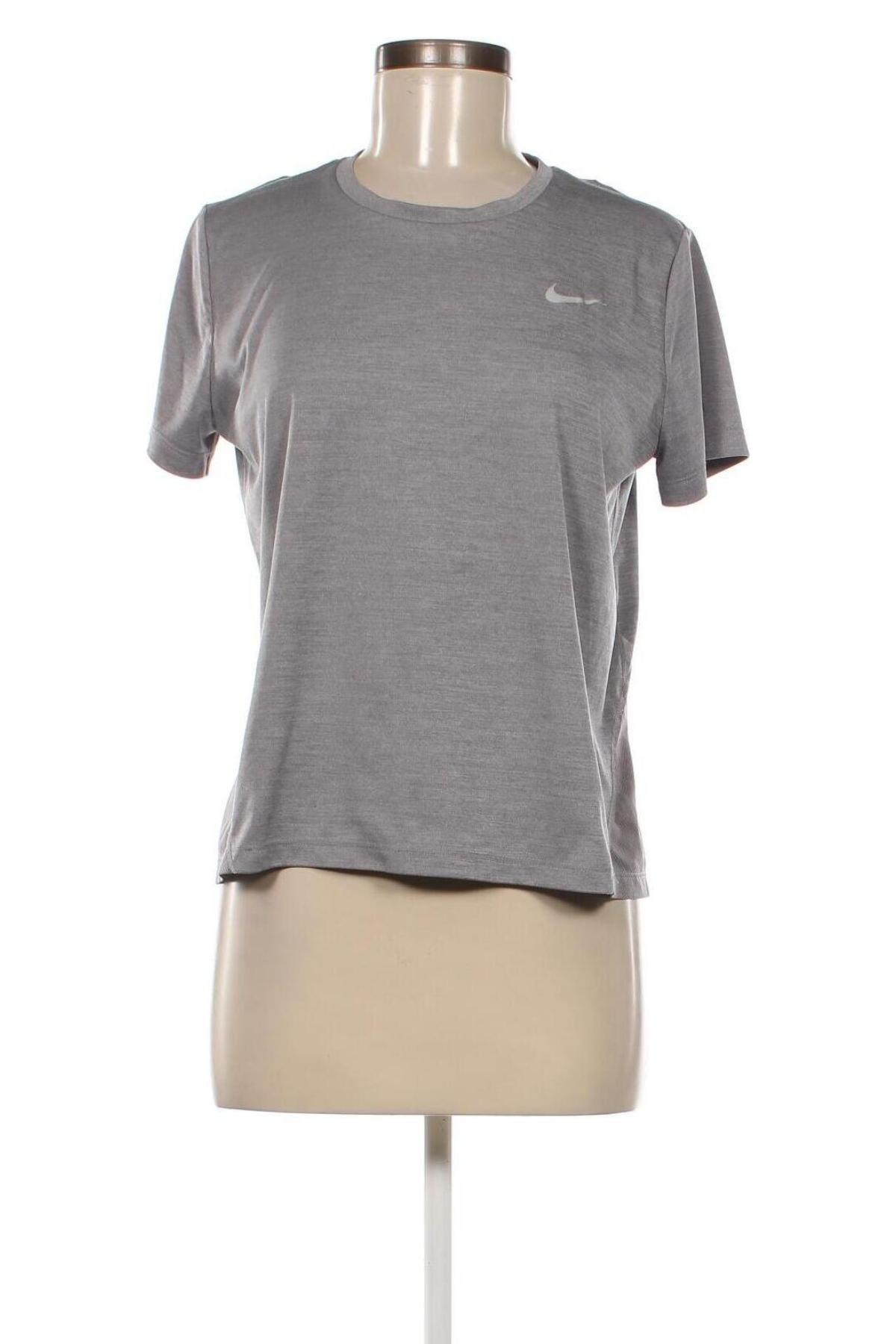 Дамска тениска Nike, Размер L, Цвят Сив, Цена 20,00 лв.