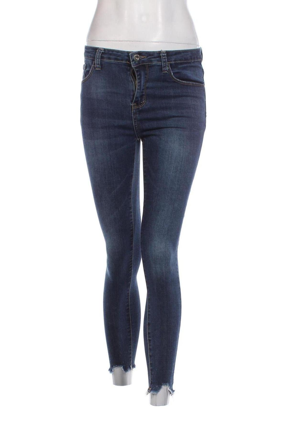 Дамски дънки Fashion Jeans, Размер M, Цвят Син, Цена 9,00 лв.