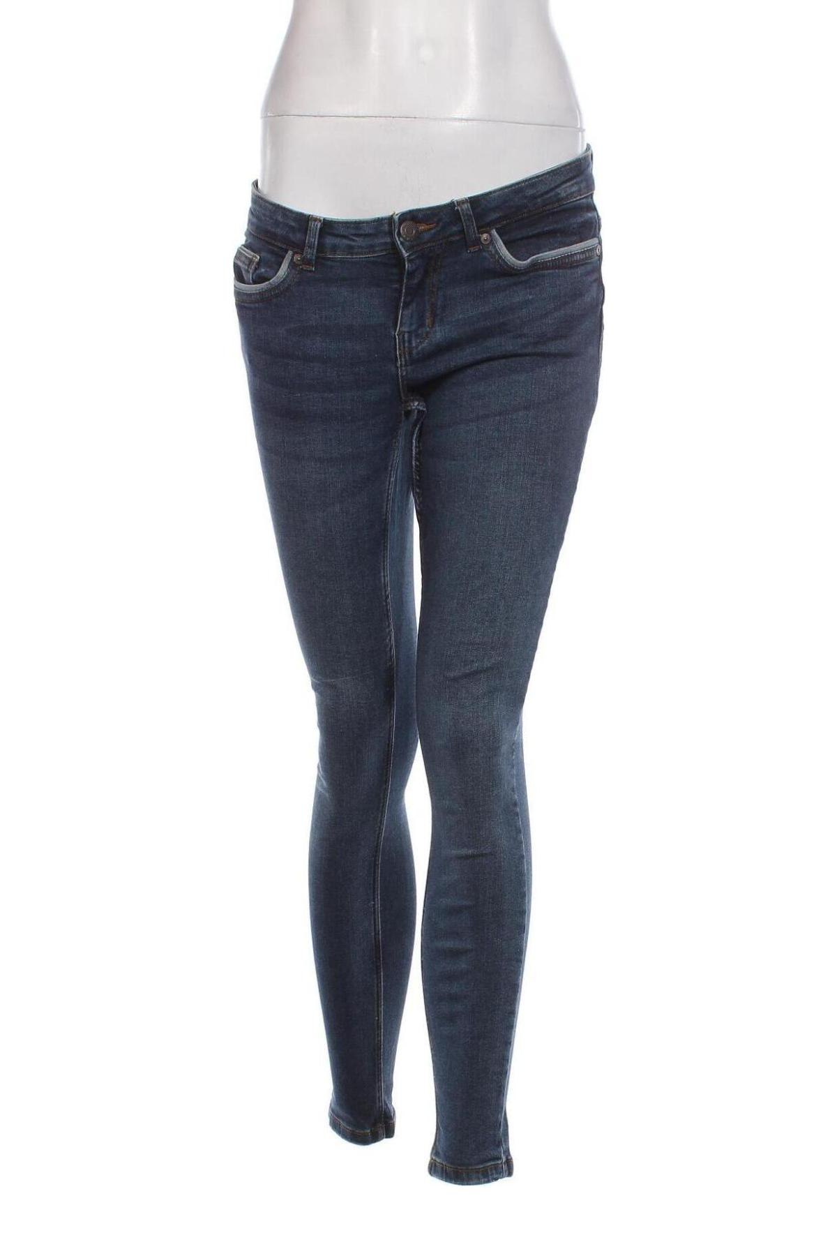 Damen Jeans Noisy May, Größe M, Farbe Blau, Preis 10,91 €