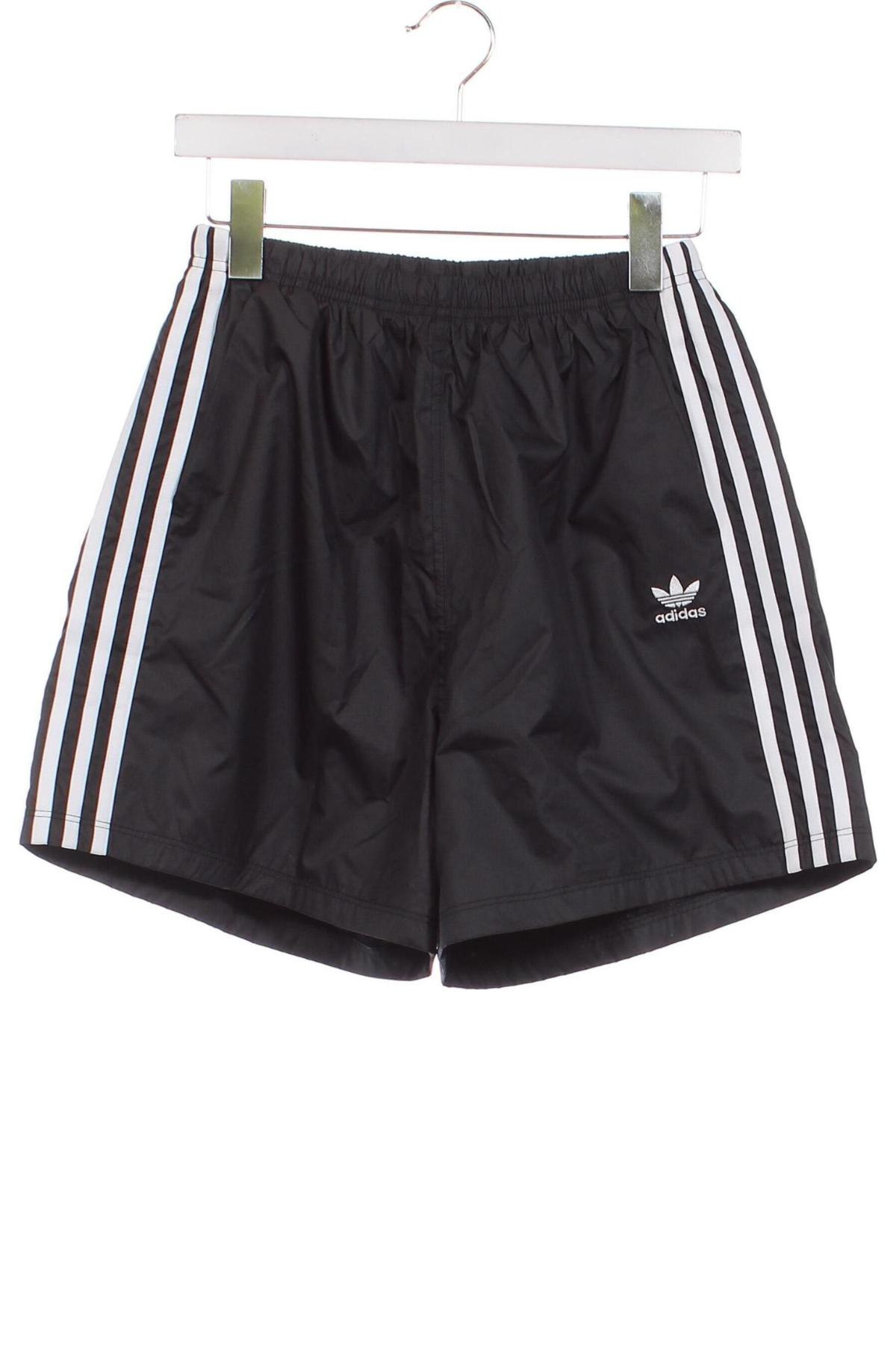 Pantaloni scurți de femei Adidas Originals, Mărime XS, Culoare Gri, Preț 236,84 Lei