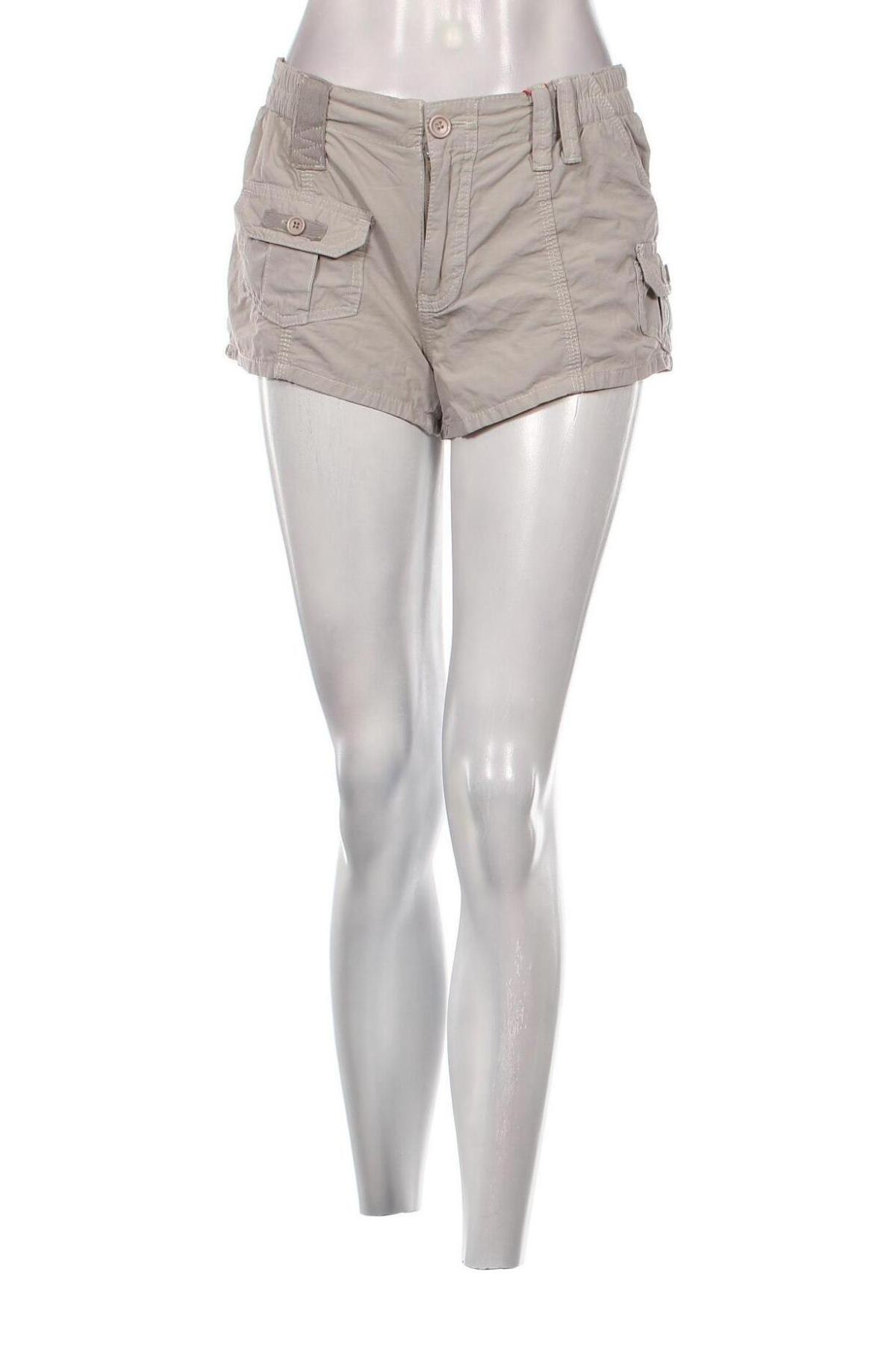 Pantaloni scurți de femei BDG, Mărime S, Culoare Gri, Preț 183,67 Lei