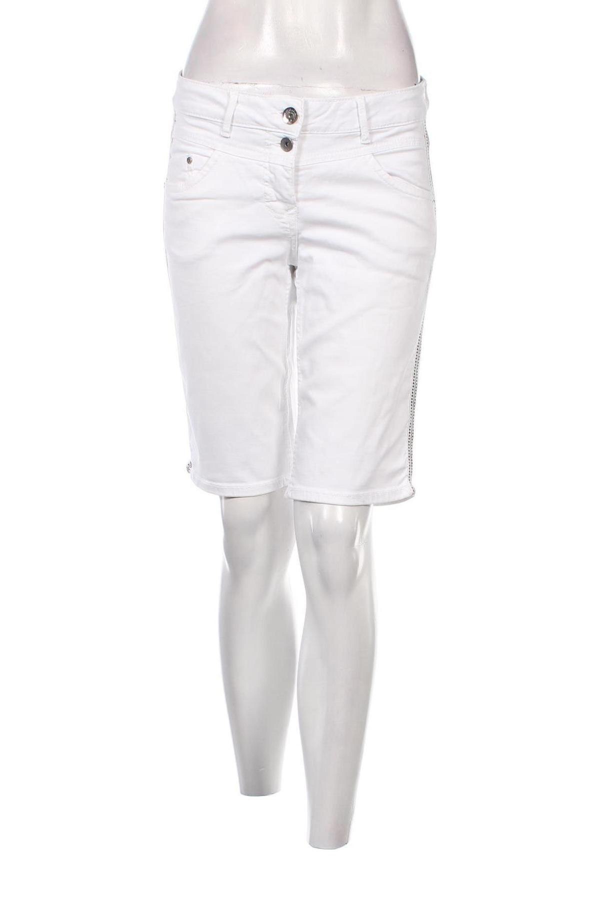 Дамски къс панталон Cecil, Размер S, Цвят Бял, Цена 24,00 лв.