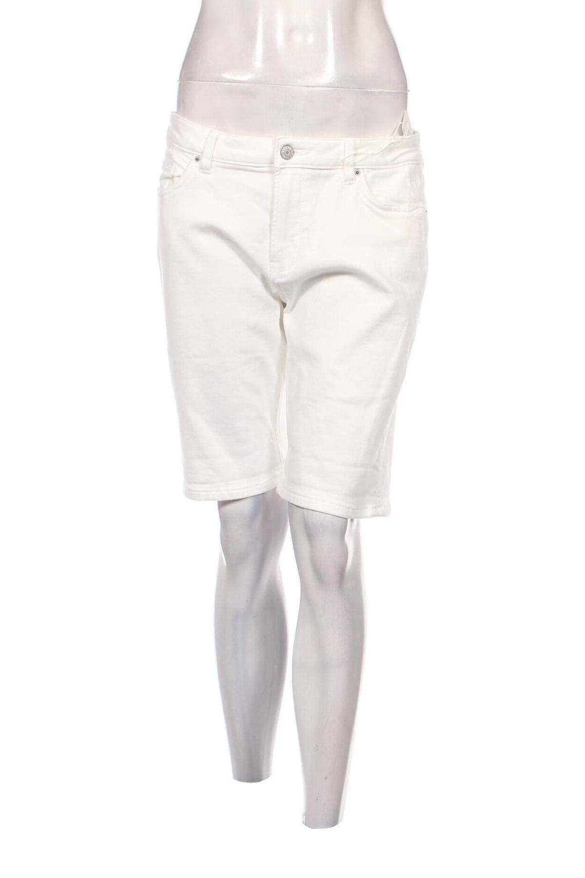 Дамски къс панталон Esprit, Размер M, Цвят Бял, Цена 72,00 лв.