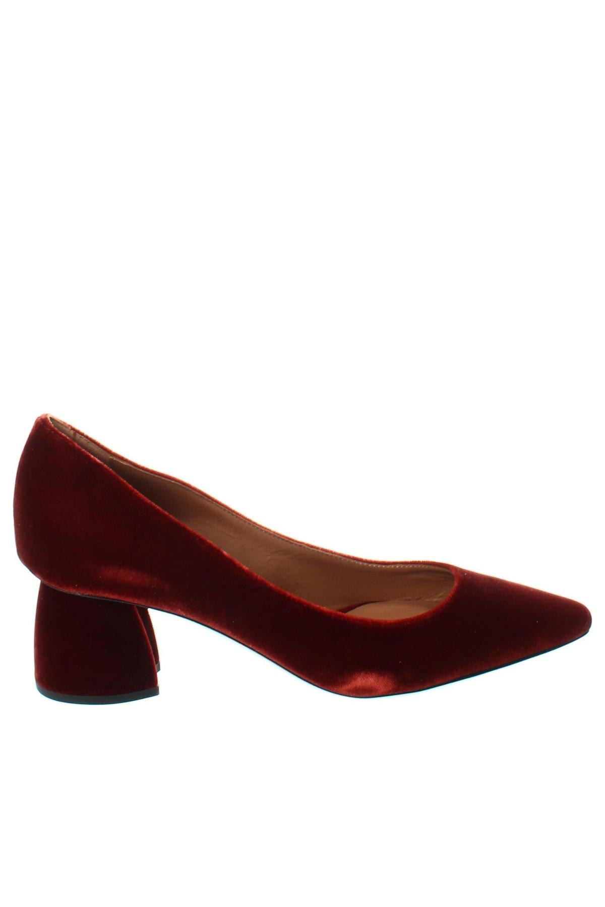 Дамски обувки Emporio Armani, Размер 37, Цвят Червен, Цена 269,00 лв.