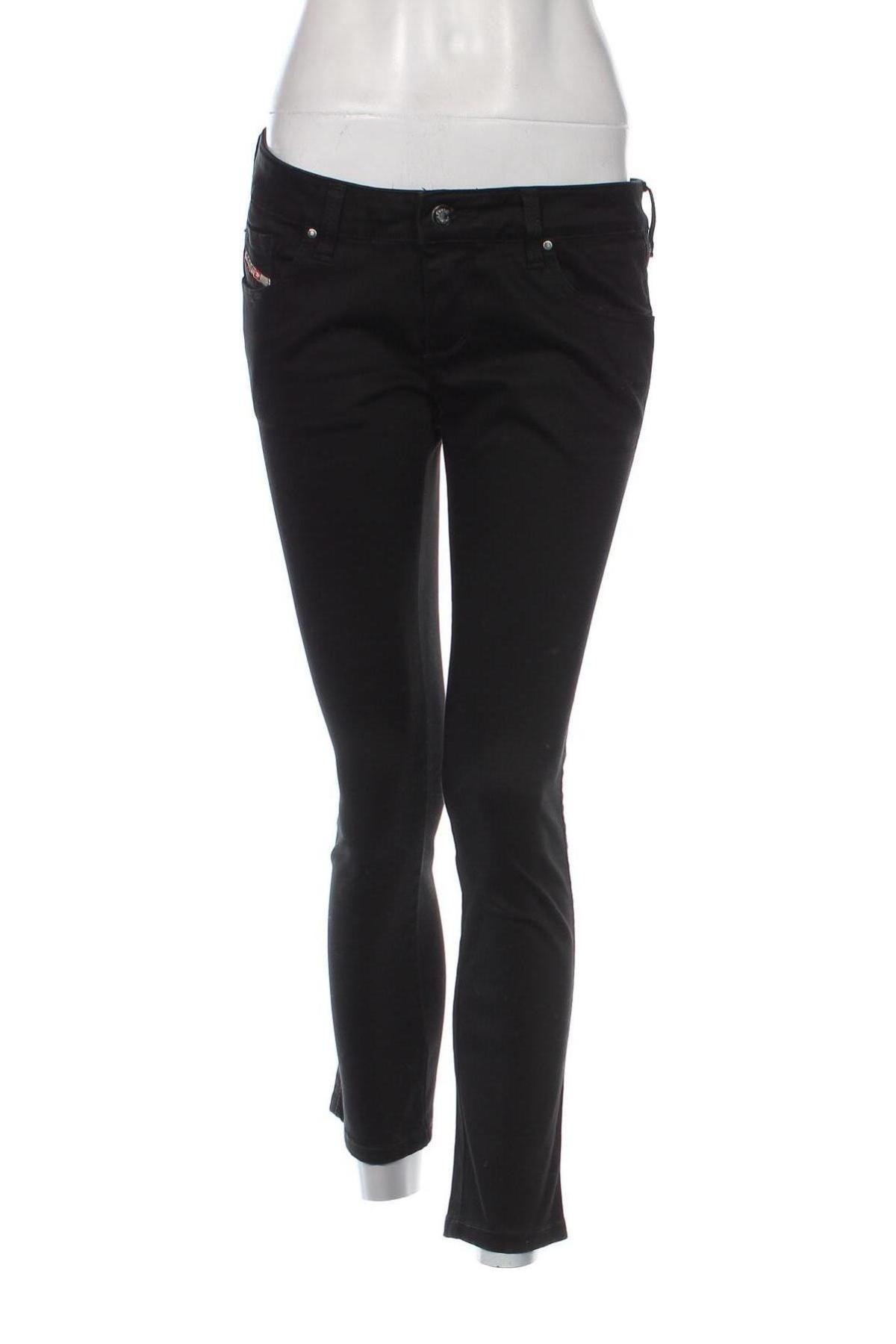 Pantaloni de femei Diesel, Mărime M, Culoare Negru, Preț 227,04 Lei