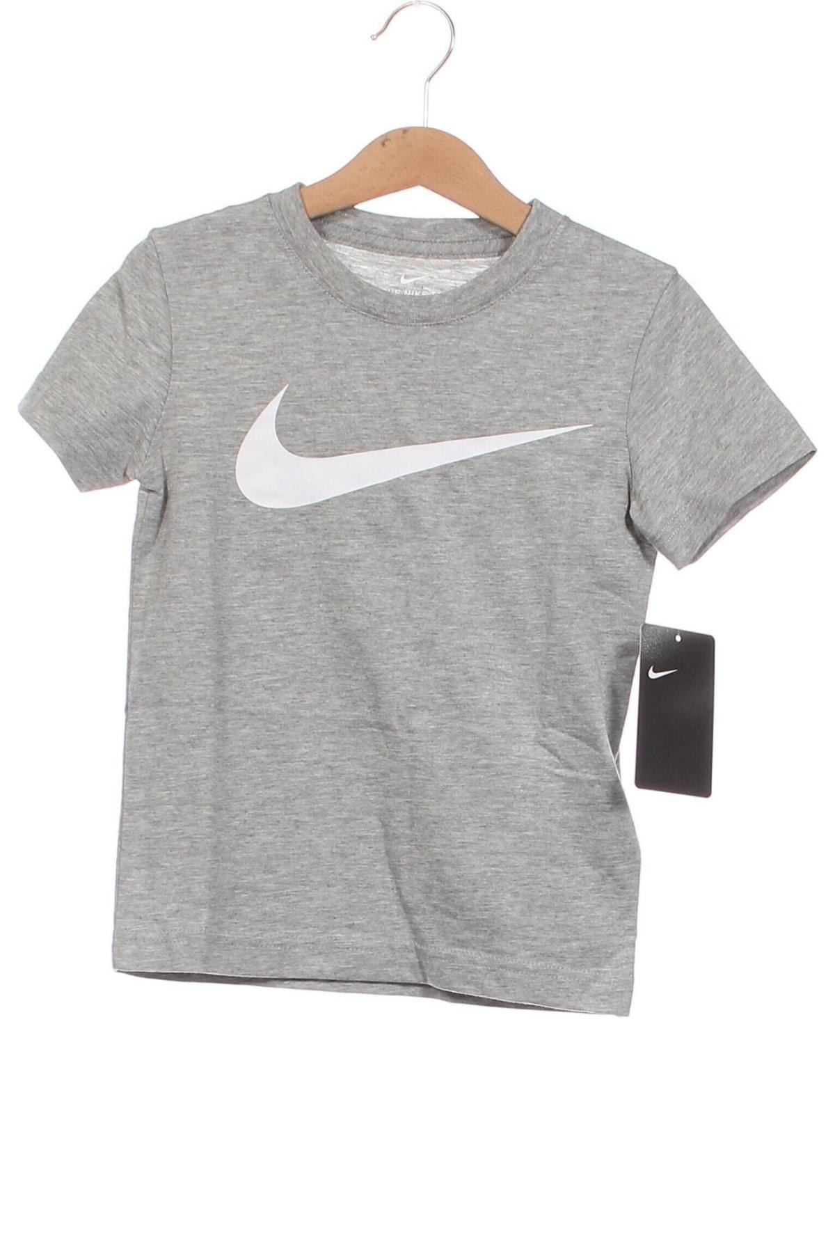 Παιδικό μπλουζάκι Nike, Μέγεθος 2-3y/ 98-104 εκ., Χρώμα Γκρί, Τιμή 25,26 €
