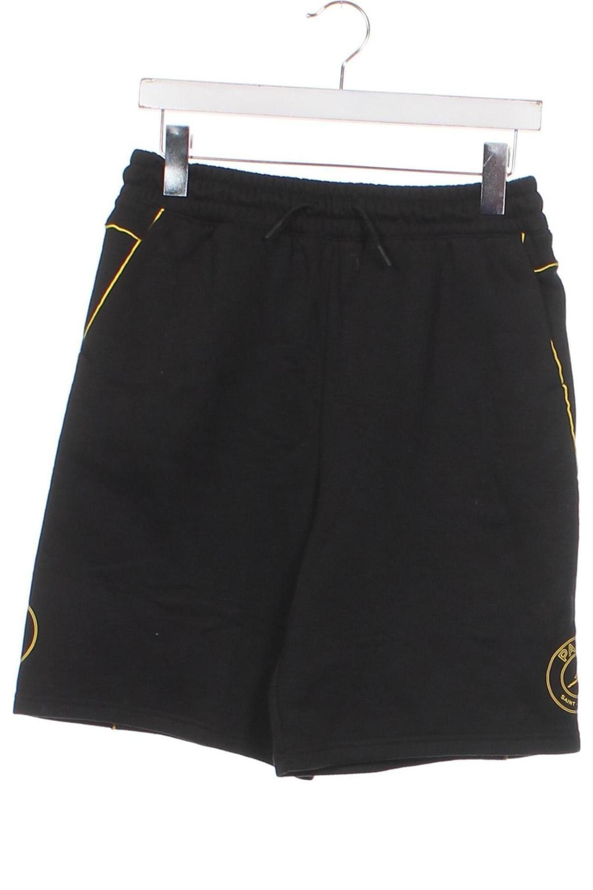 Pantaloni scurți pentru copii Air Jordan Nike, Mărime 14-15y/ 168-170 cm, Culoare Negru, Preț 181,58 Lei
