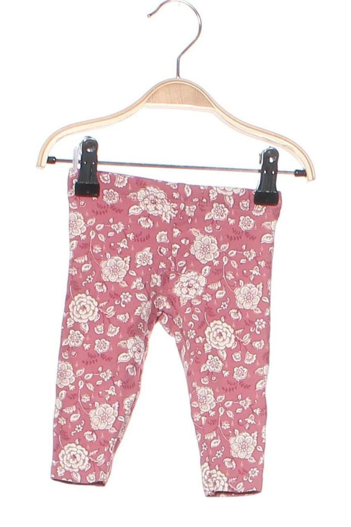 Детски панталон C&A, Размер 3-6m/ 62-68 см, Цвят Многоцветен, Цена 15,64 лв.