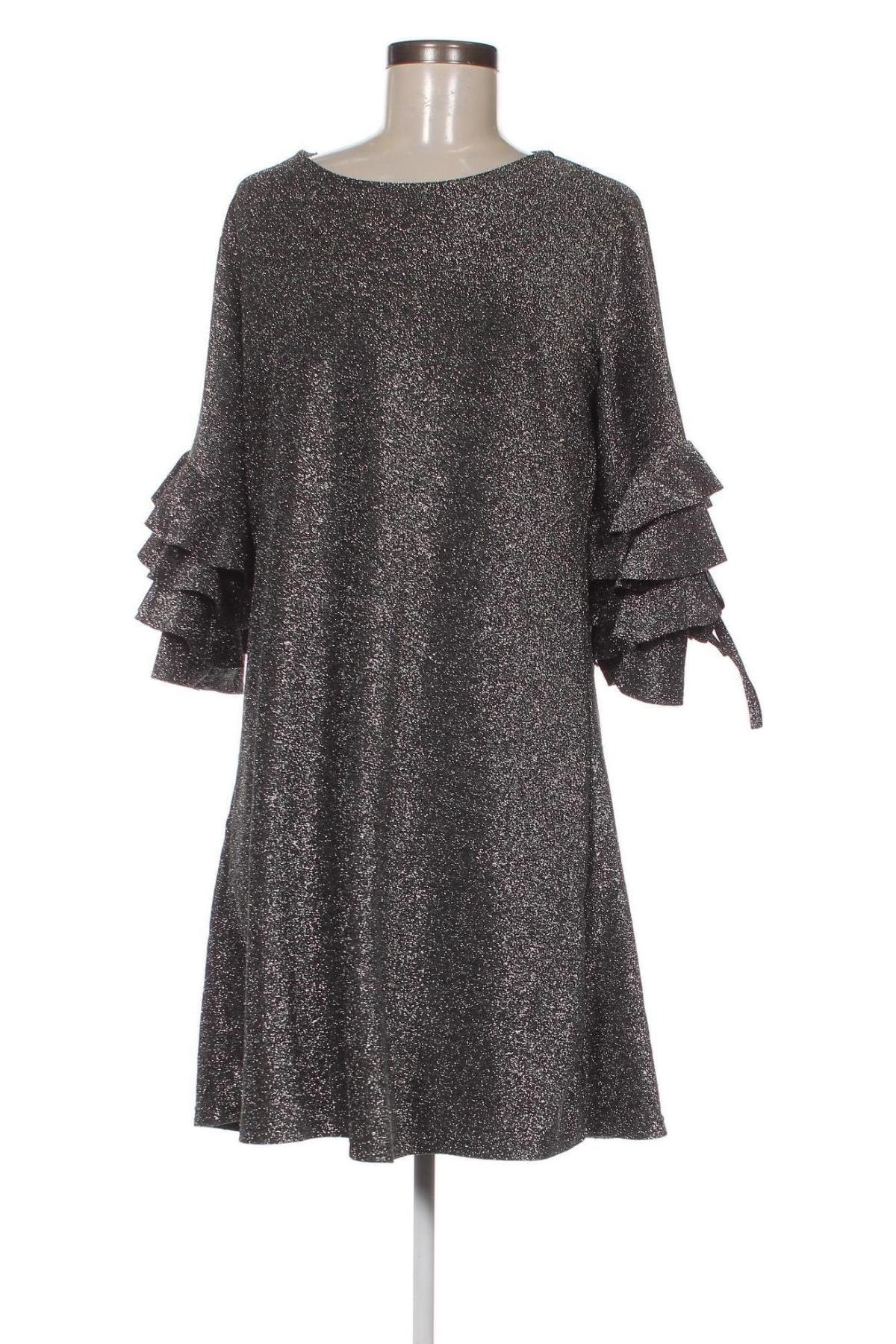 Kleid, Größe M, Farbe Silber, Preis € 24,22