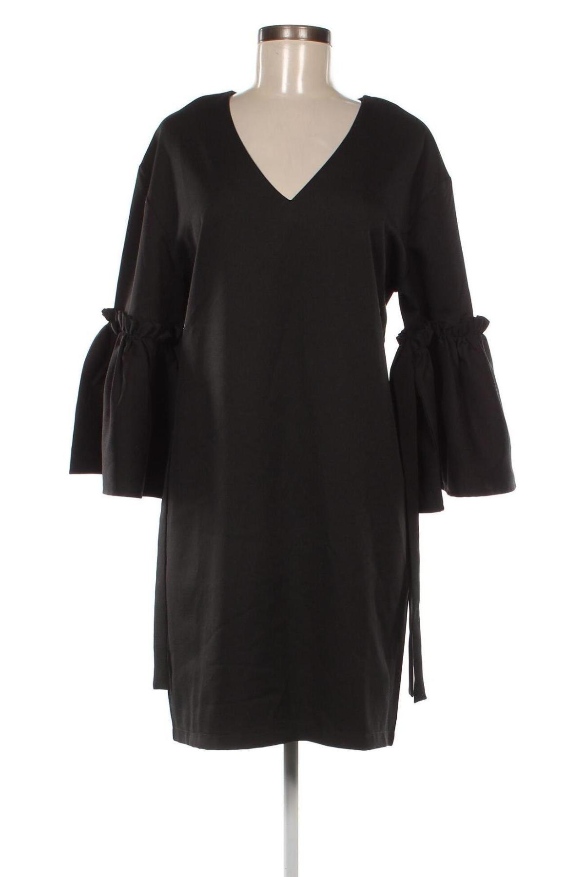 Kleid Boohoo, Größe M, Farbe Schwarz, Preis 15,98 €
